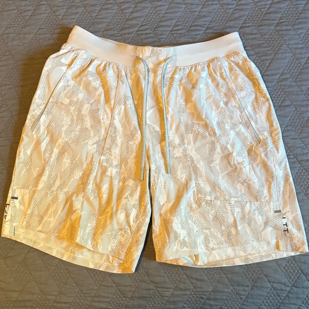 Mens Lulu shorts
